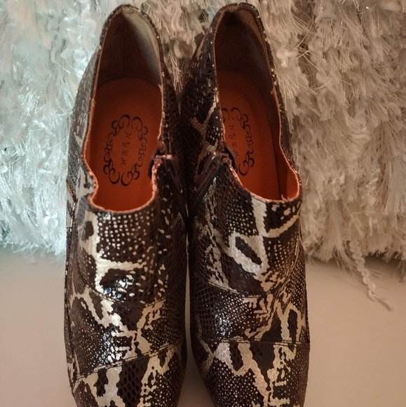 NYLA platform 7-in stiletto Shoes - Picture 3 of 4